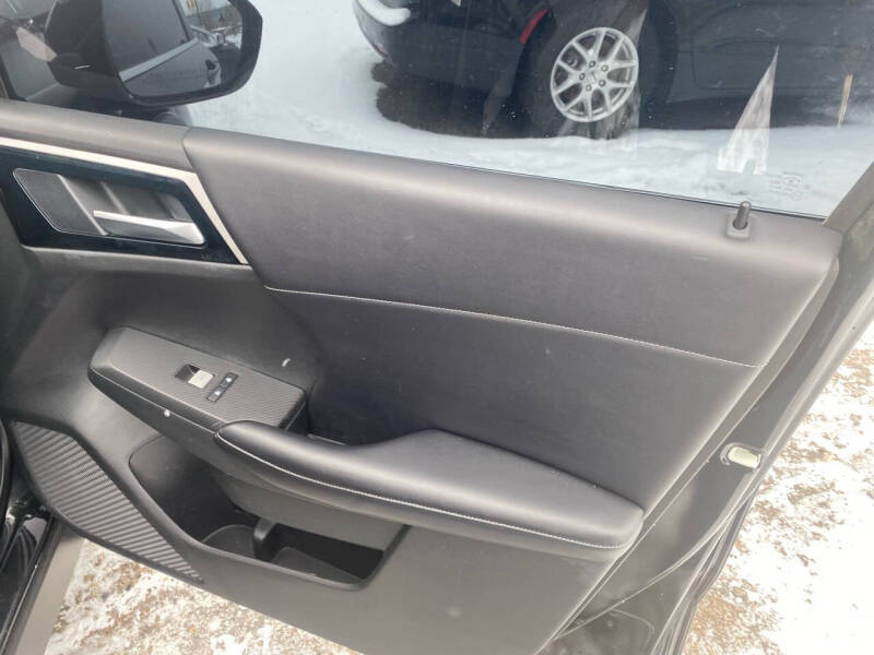 2023 Mitsubishi Outlander SE