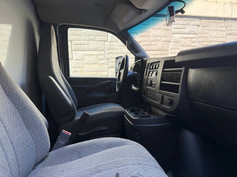 2019 Chevrolet Express 3500