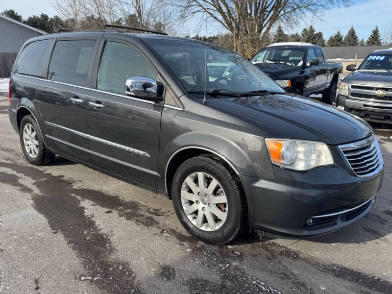 2012 Chrysler Town and Country Touring-L
