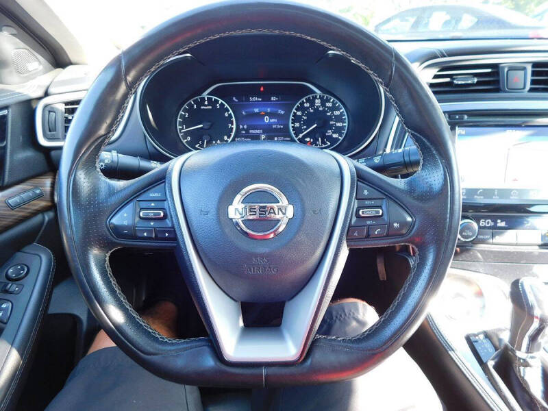 2017 Nissan Maxima Platinum