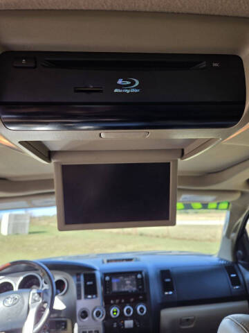 2014 Toyota Sequoia Platinum