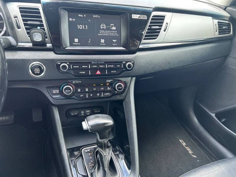 2017 Kia Niro EX
