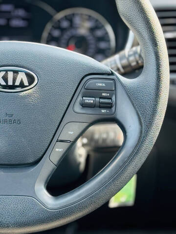 2016 Kia Forte5 LX