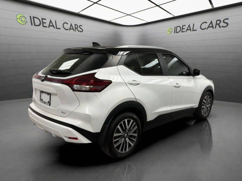 2021 Nissan Kicks SV