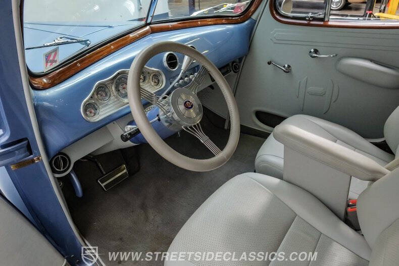 1940 Packard 120