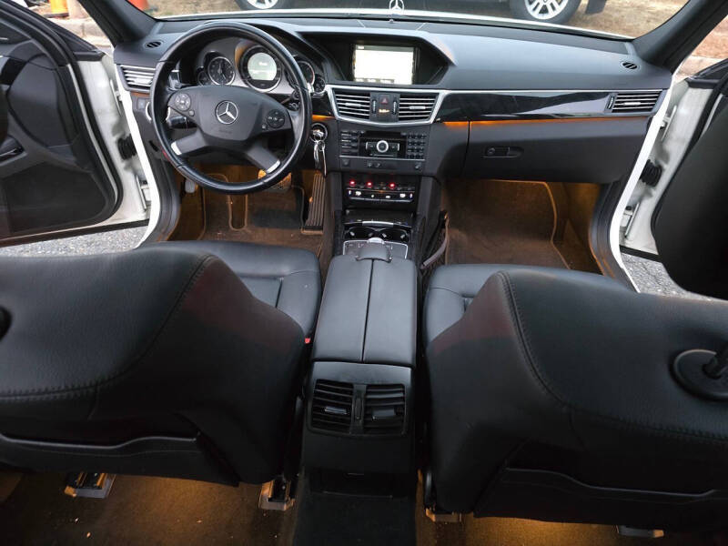 2011 Mercedes-Benz E-Class E 350 BlueTEC Luxury