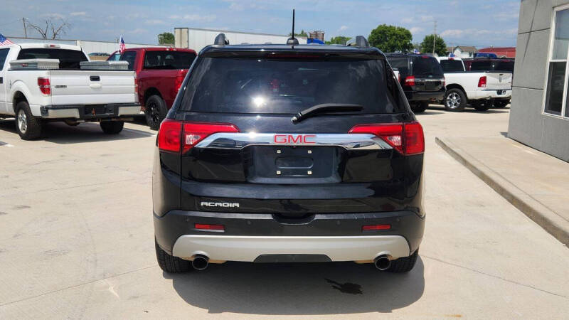 2017 GMC Acadia SLT-1