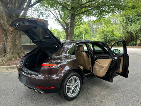 2020 Porsche Macan S