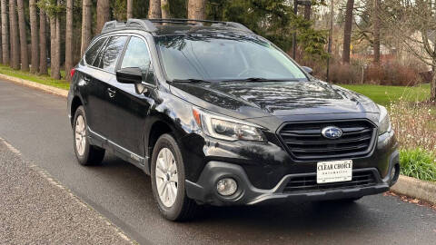 2018 Subaru Outback for sale at CLEAR CHOICE AUTOMOTIVE in Milwaukie OR