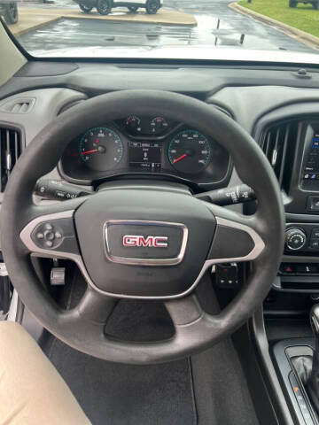 2022 GMC Canyon Elevation Standard