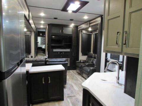 2018 KEYSTONE R FUZION F42