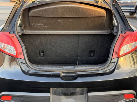 2013 Mazda MAZDA2 Touring