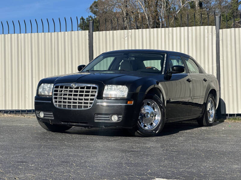 2005 Chrysler 300 Touring's photo