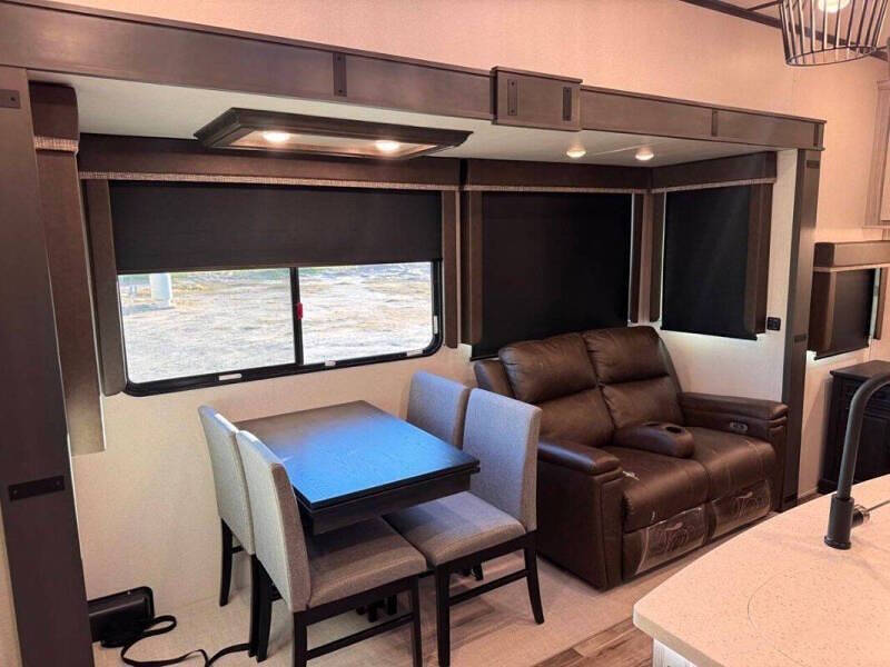 2022 Keystone RV Montana