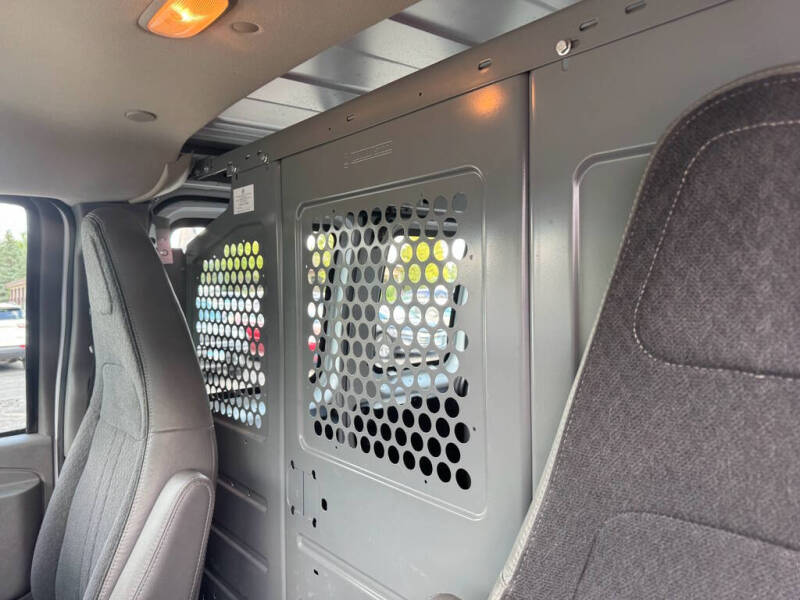 2018 GMC Savana 2500