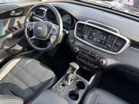 2020 Kia Sorento EX V6