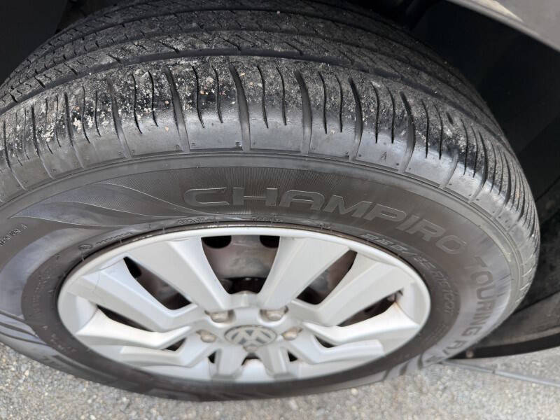 2012 Volkswagen Routan S