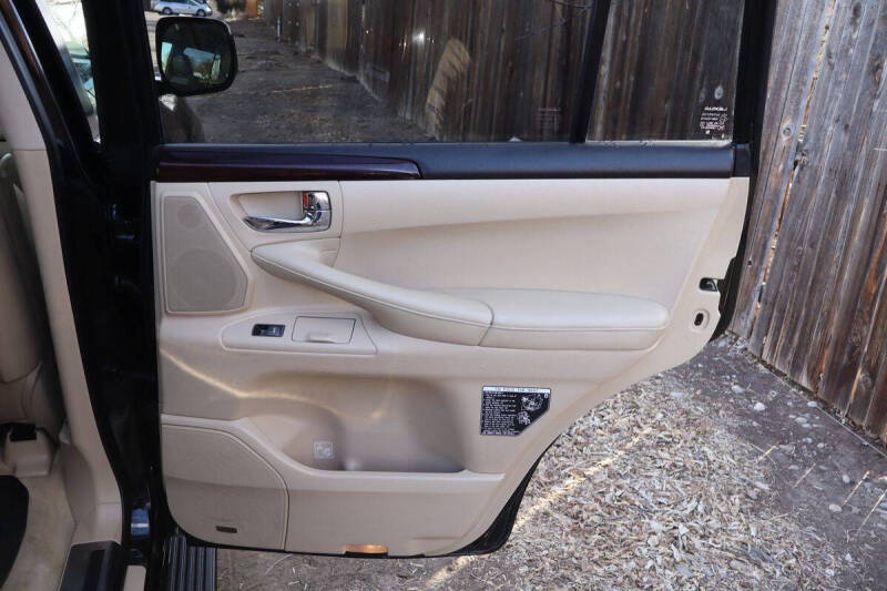 2011 Lexus LX 570