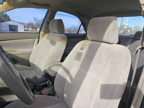 2003 Toyota Camry LE