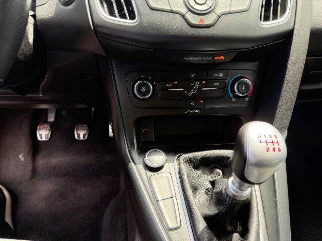 2016 Ford Focus ST