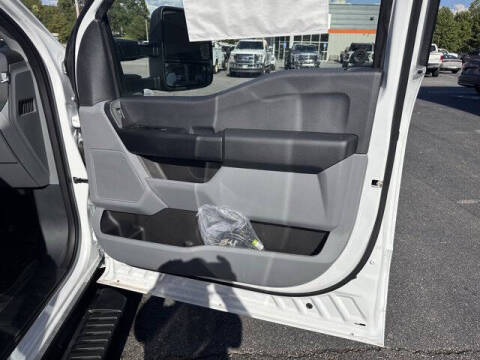 2025 Ford F-350 Super Duty XL