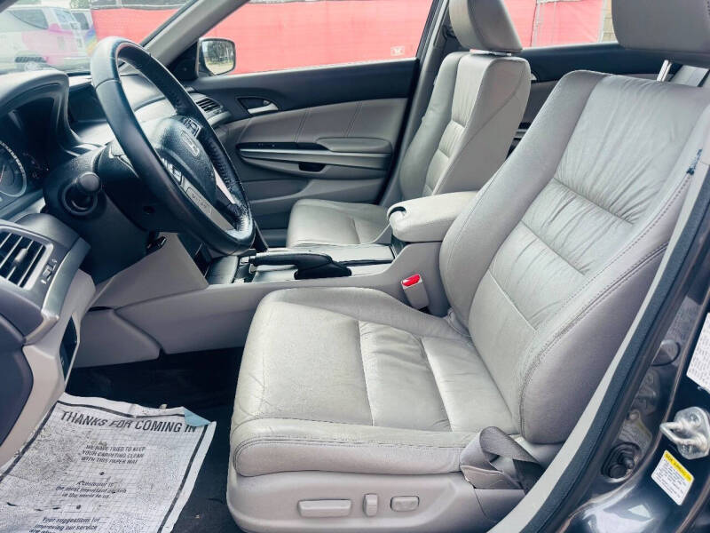 2010 Honda Accord EX-L w/Navi