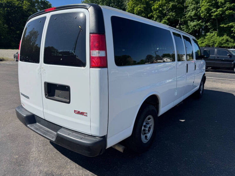 2017 GMC Savana LS 3500