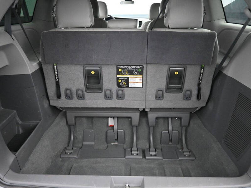 2020 Toyota Sienna L 7-Passenger