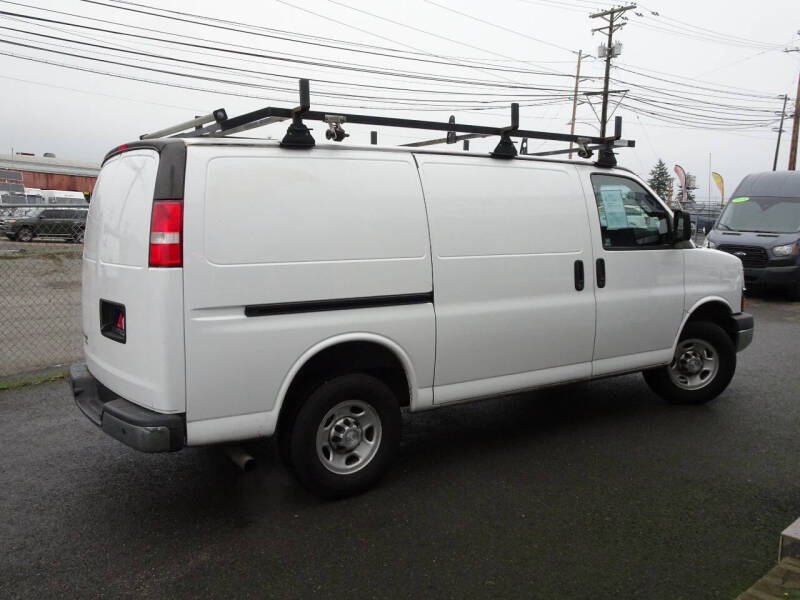 2016 Chevrolet Express 3500