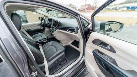 2021 Chrysler Pacifica Touring L