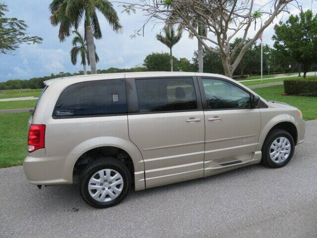 2013 Dodge Grand Caravan SE