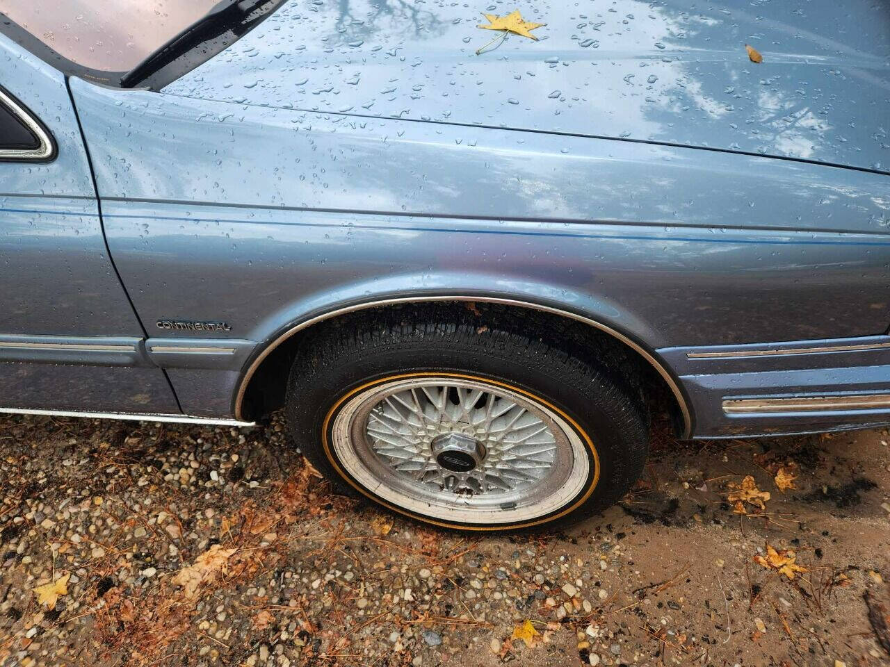 1990 Lincoln Continental for sale at Pep's Wholesale Autos in New Caney, TX