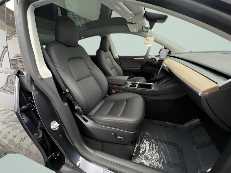 2025 Tesla Model Y Long Range