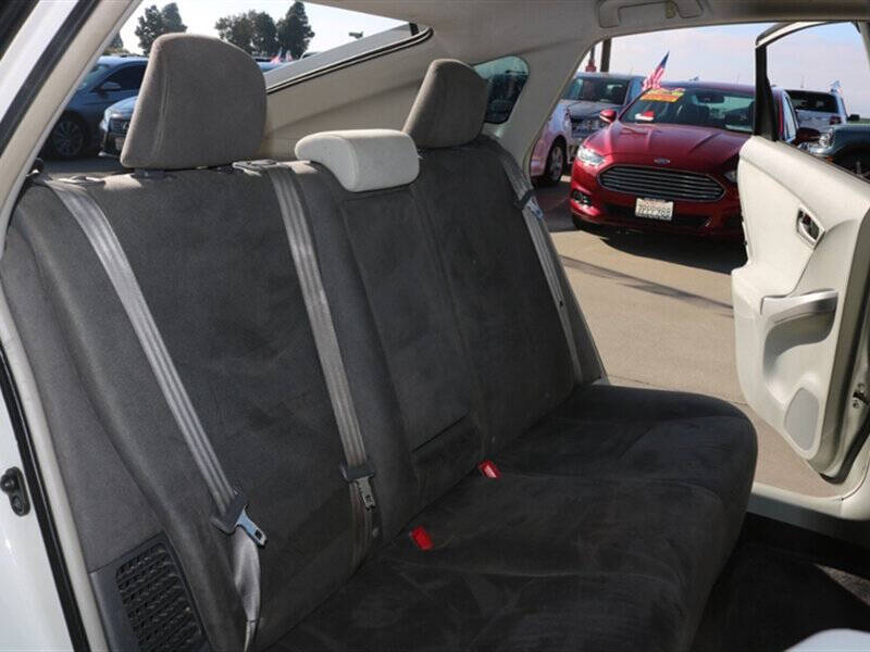 2014 Toyota Prius Three