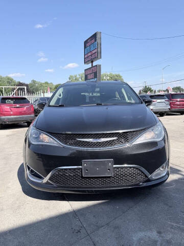 2019 Chrysler Pacifica Touring L