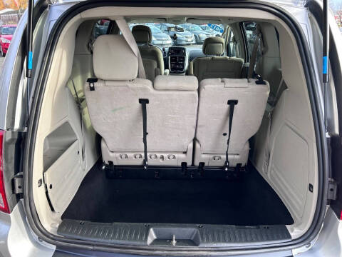 2012 Dodge Grand Caravan Crew