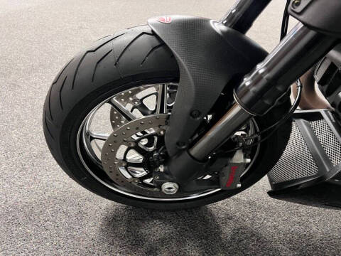 2012 Ducati Diavel Carbon Series