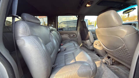 1997 GMC Suburban K2500