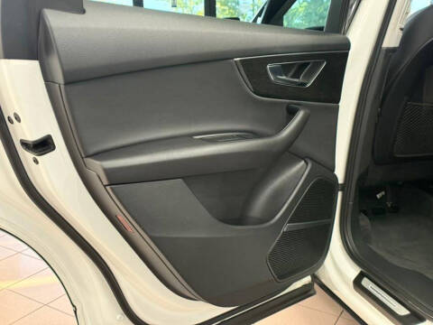 2022 Audi Q7 quattro Premium Plus 55 TFSI