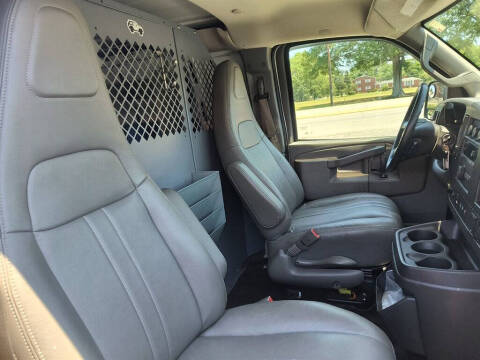 2017 Chevrolet Express 2500