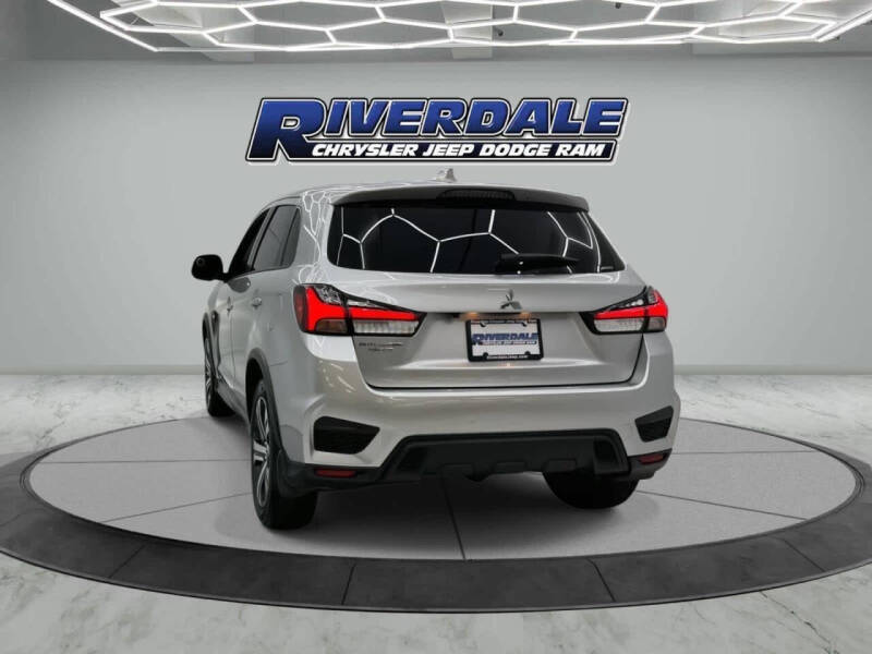 2024 Mitsubishi Outlander Sport ES