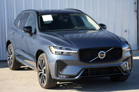 2024 Volvo XC60 B5 Plus Dark Theme