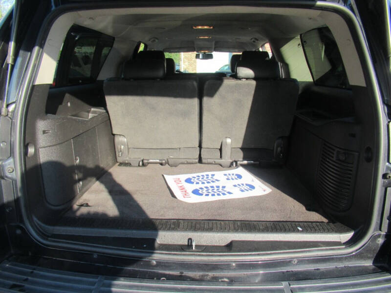 2013 Chevrolet Suburban LS