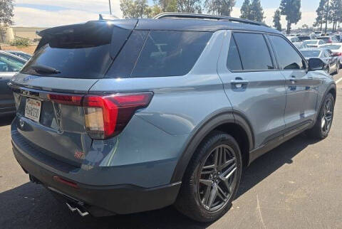2025 Ford Explorer ST