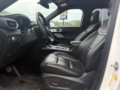 2021 Ford Explorer Platinum