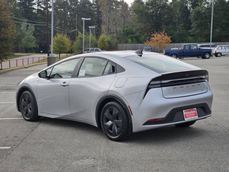 2026 Toyota Prius Plug-in Hybrid SE