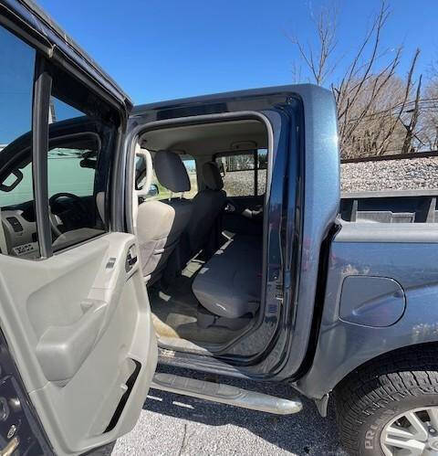 2016 Nissan Frontier SV - Photo 6