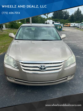 2005 Toyota Avalon for sale at WHEELZ AND DEALZ, LLC in Fort Pierce FL