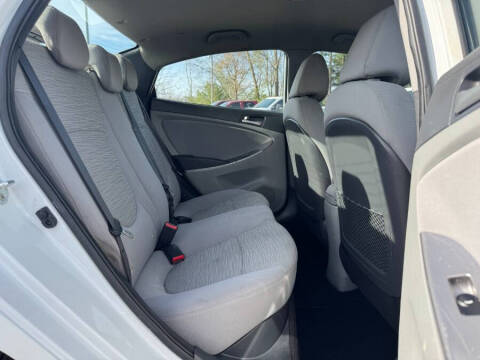 2017 Hyundai Accent Value Edition
