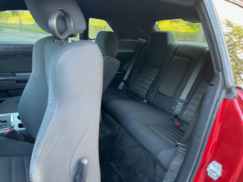 2010 Dodge Challenger SE